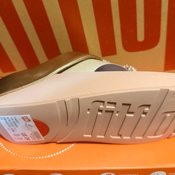 FitFlop  Rose Gold Sandals with Crystal Embellishments - Picture 3 of 4